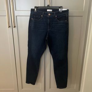 Curvy Slim Pocket Skinny Jeans NWT